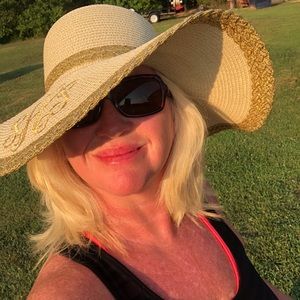 Meet your Posher, Skyla